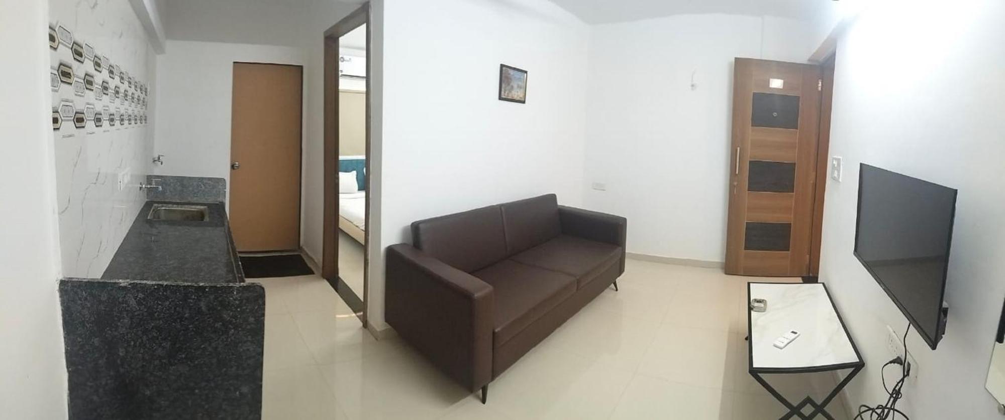 Hotel Royal Night Daman Esterno foto