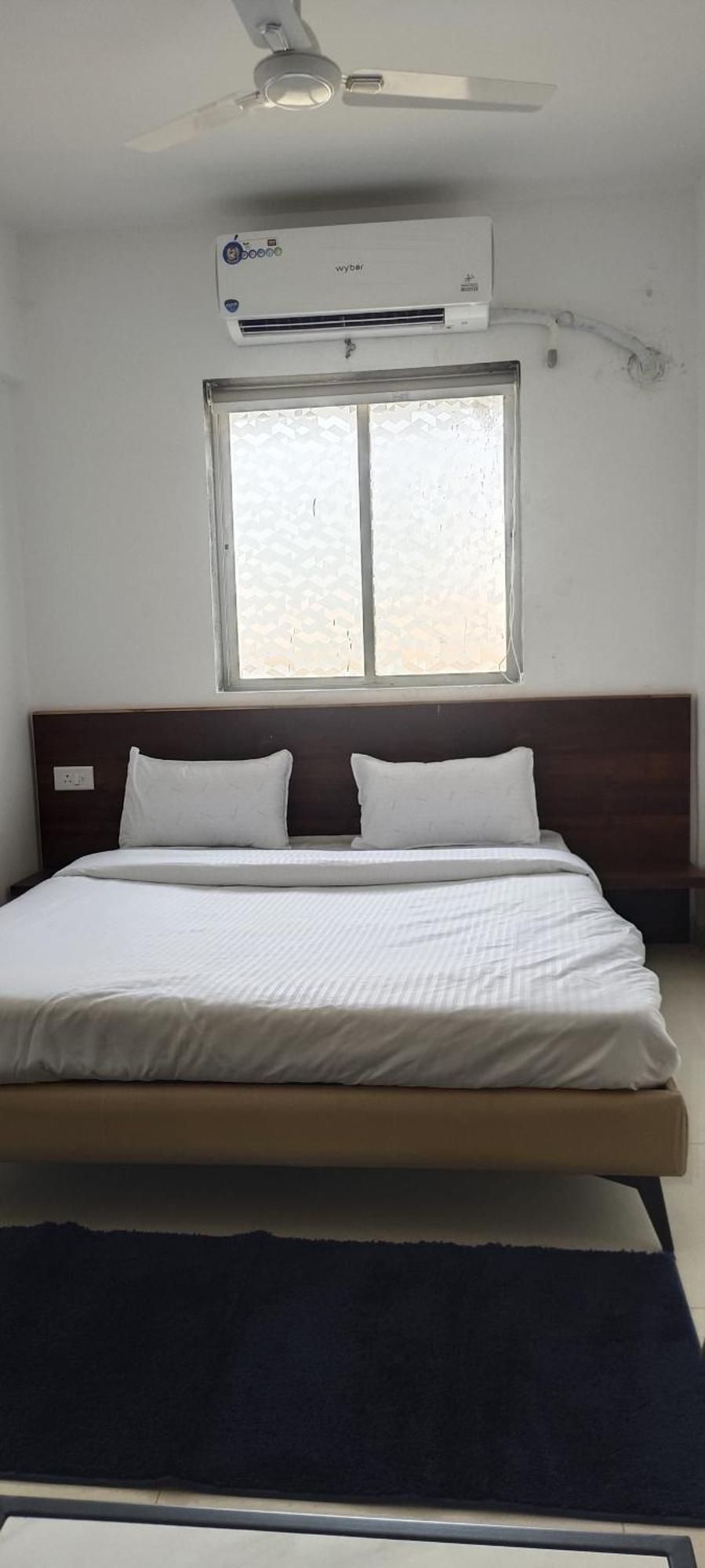 Hotel Royal Night Daman Esterno foto