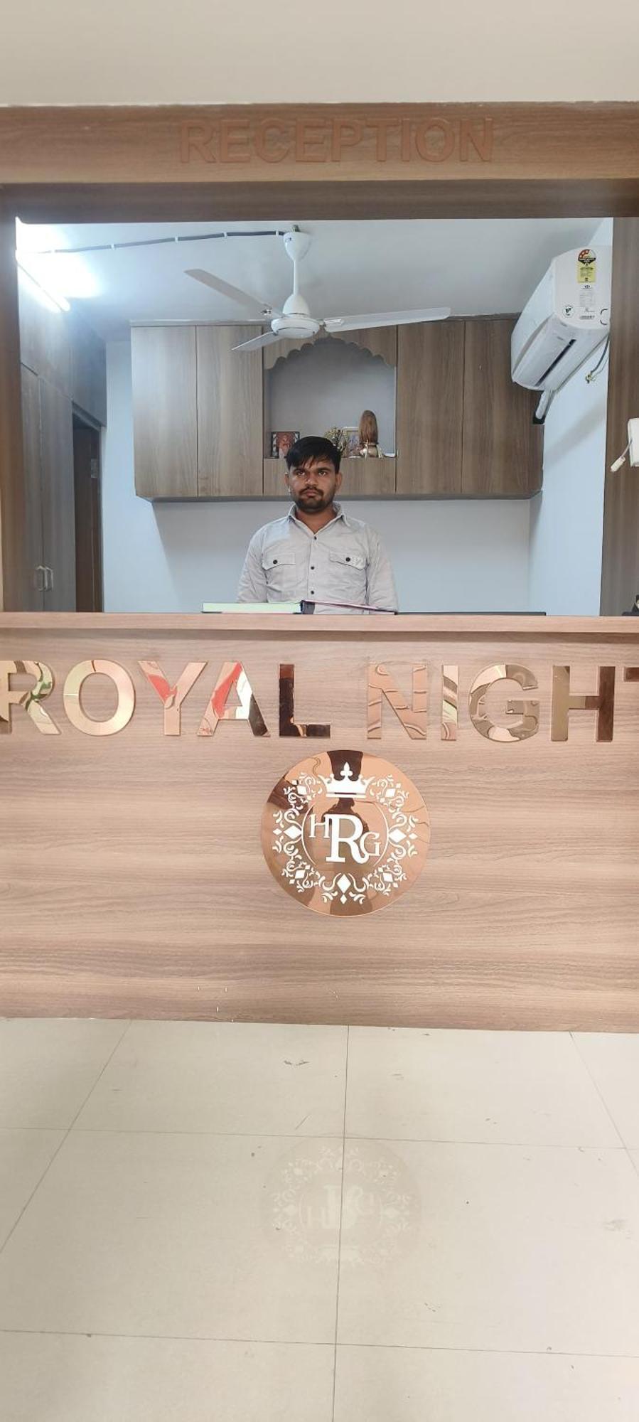 Hotel Royal Night Daman Esterno foto